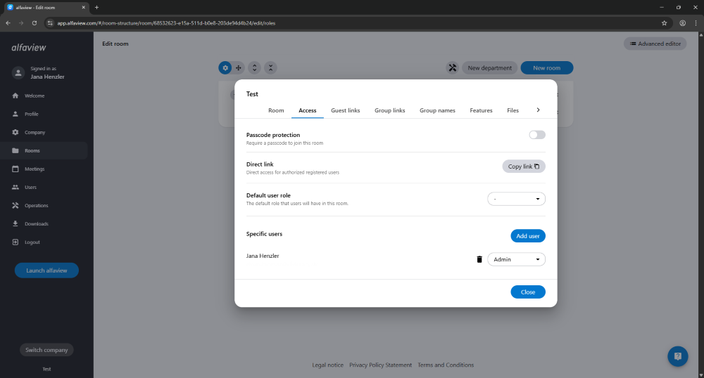 In the Room Access tab, you can edit who is allowed to enter the room and with which role they enter via the direct link. The Room Passcode can also be activated here.