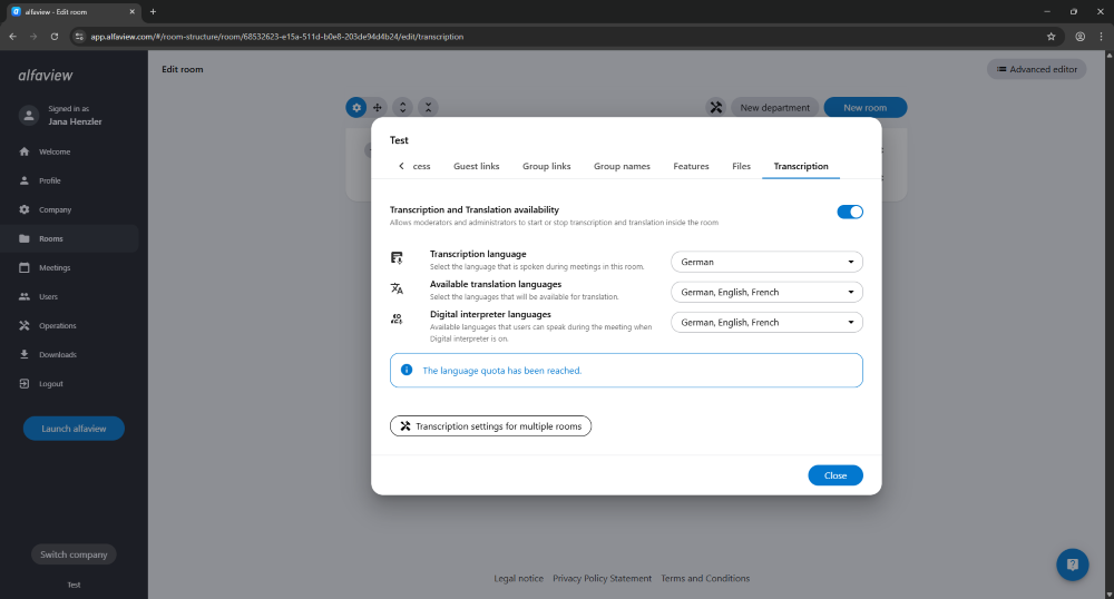 Transcription, translation, and digital interpreting can be activated and edited in rooms. The language settings can be found in the “Transcription and Translation” tab.